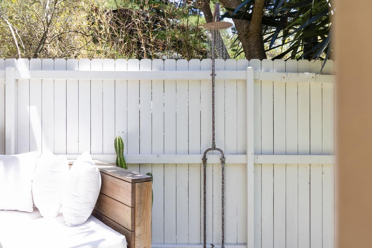 1/3 Eurobin Avenue image 3