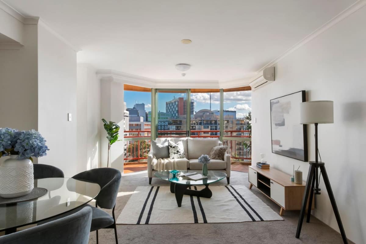 80/15 Herbert Street image 3